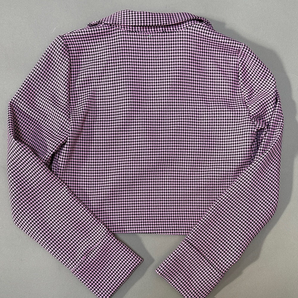 Stylish Checkered Women's Top - Picture 2 of 3